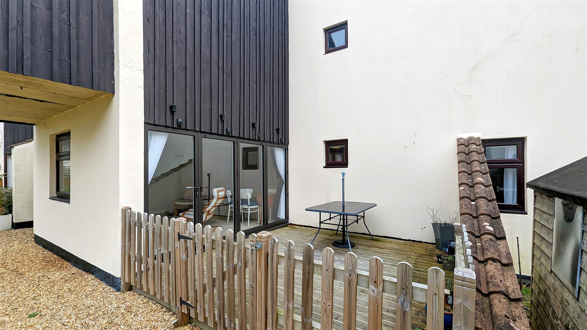 1 Bedroom Apartment Tree Hamlets, Upton, Poole